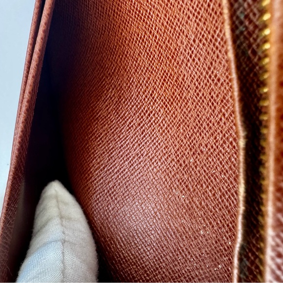 Louis Vuitton Monogram Porte-Monnaie Trésor Compact Wallet - Picture 8 of 11